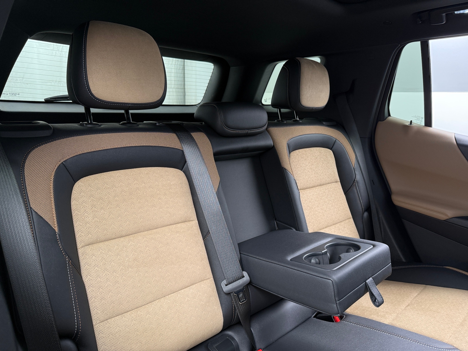 Thumbnail: 2025 Chevrolet Equinox - 6