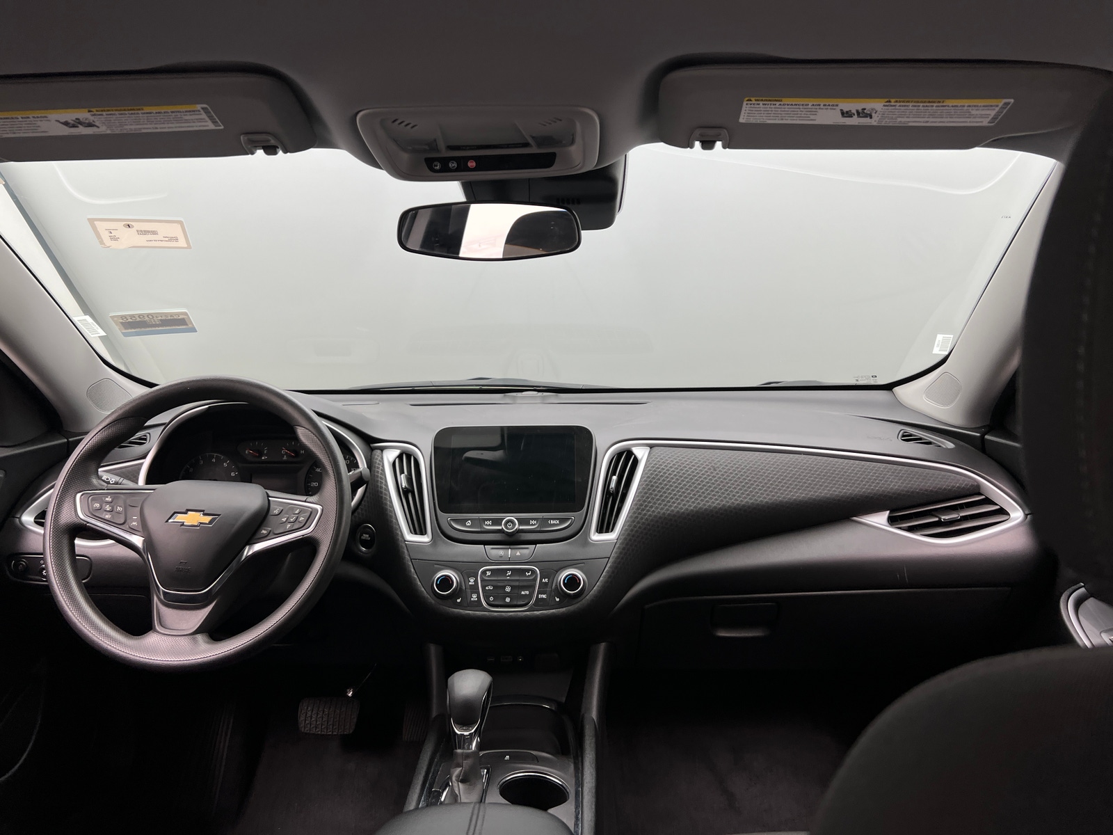 Thumbnail: 2023 Chevrolet Malibu - 3