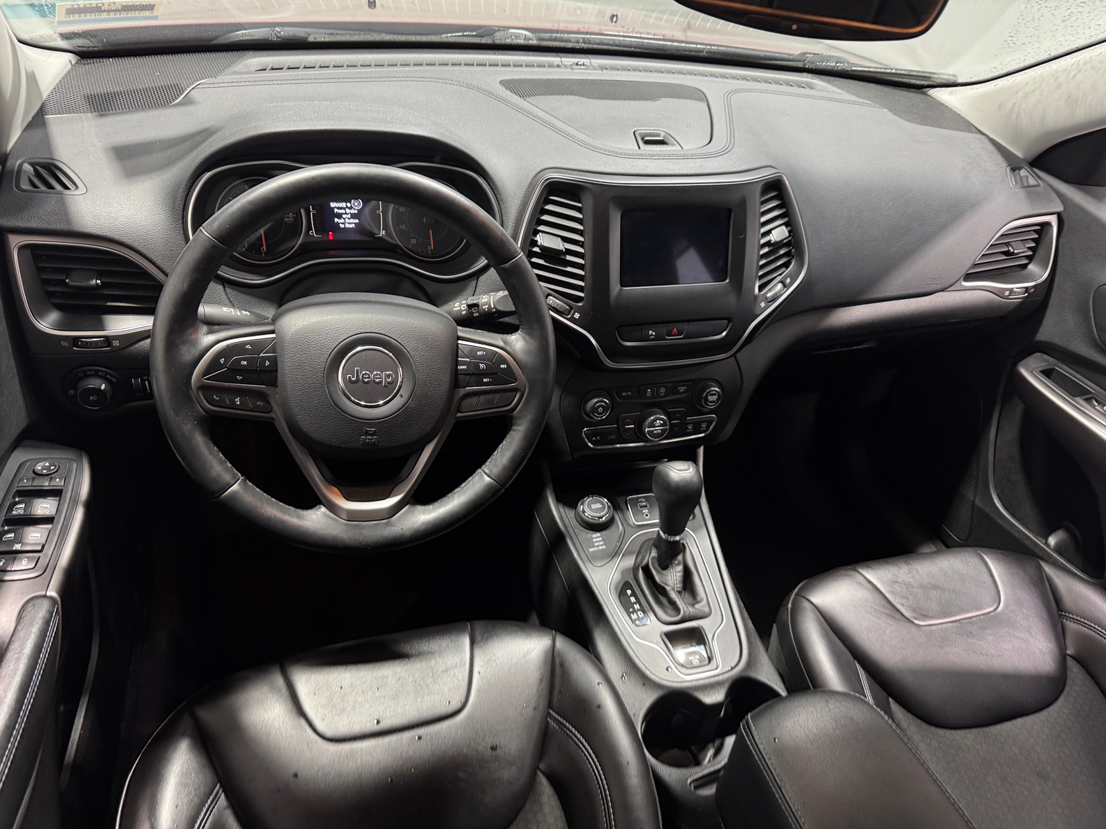 Thumbnail: 2019 Jeep Cherokee - 3