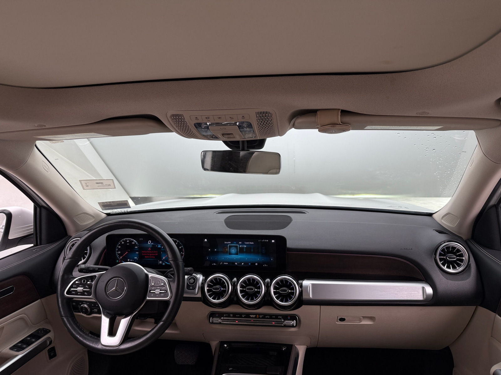 Thumbnail: 2022 Mercedes-Benz GLB - 2
