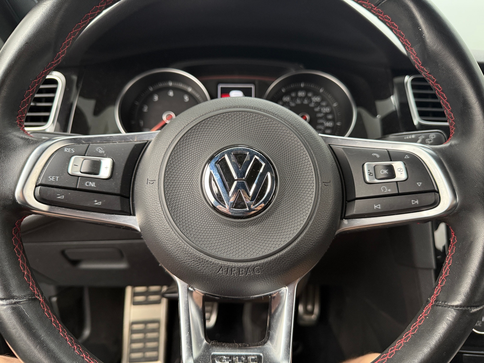 Thumbnail: 2018 Volkswagen Golf - 5