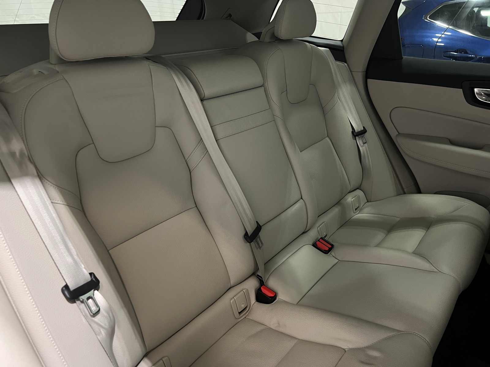 Thumbnail: 2019 Volvo XC60 - 5
