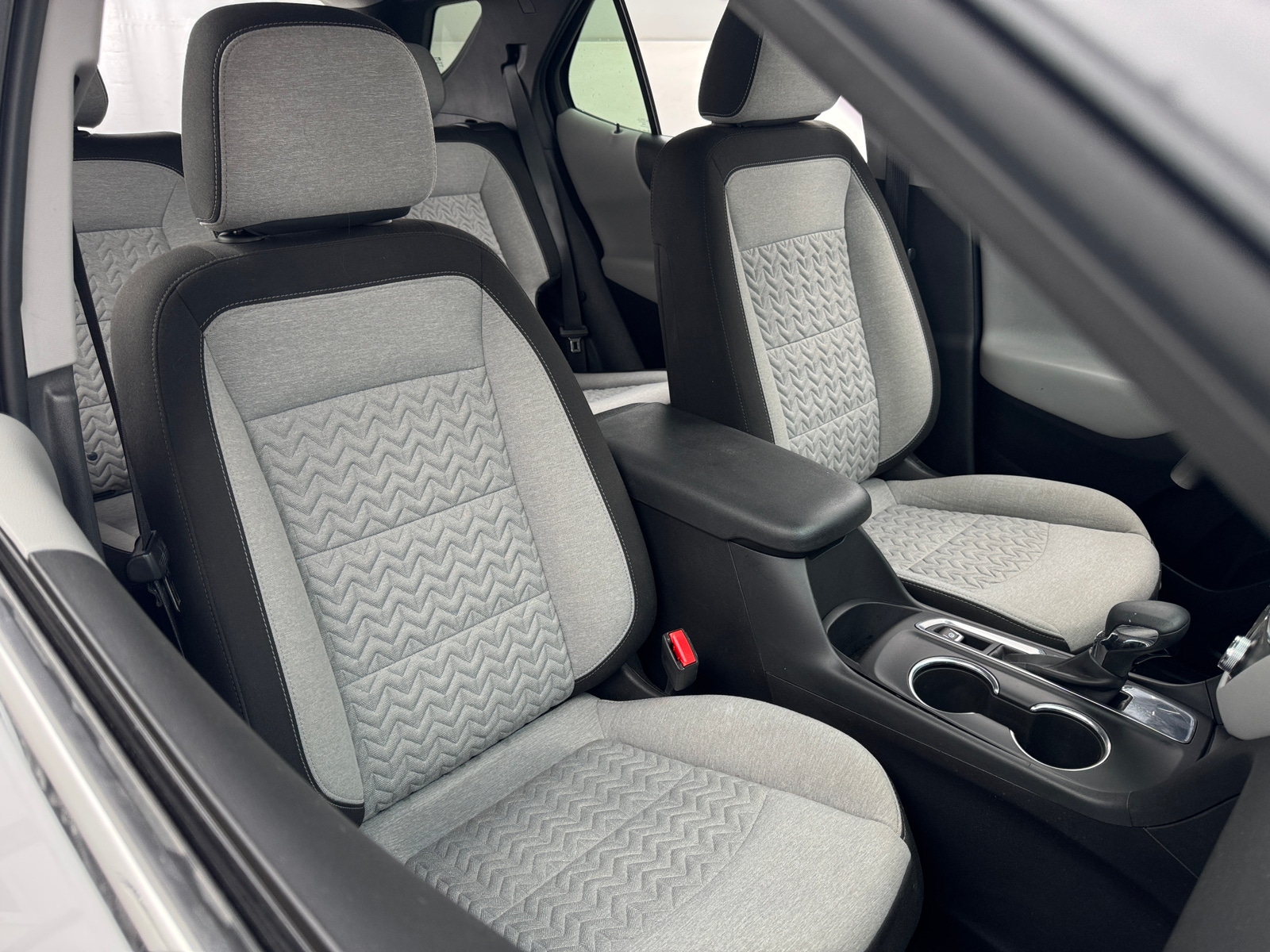 Thumbnail: 2023 Chevrolet Equinox - 2