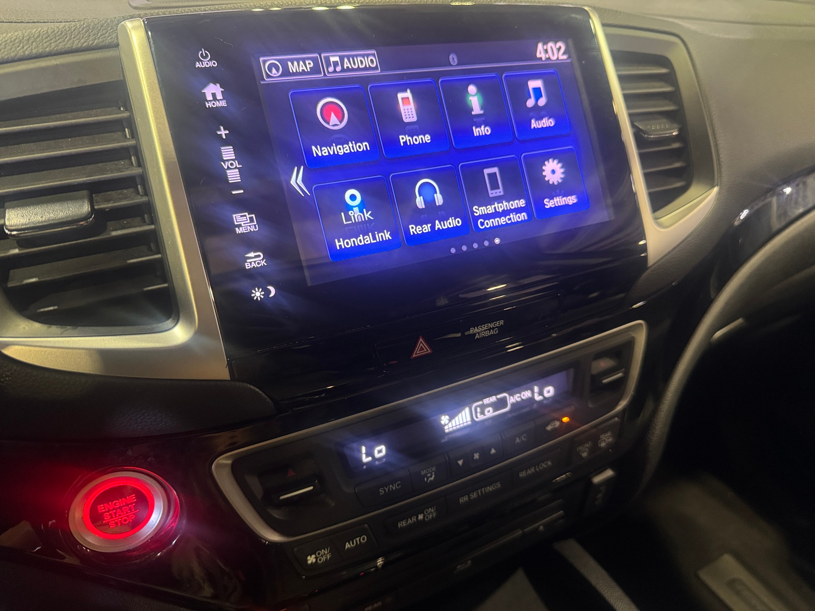 Thumbnail: 2018 Honda Pilot - 3
