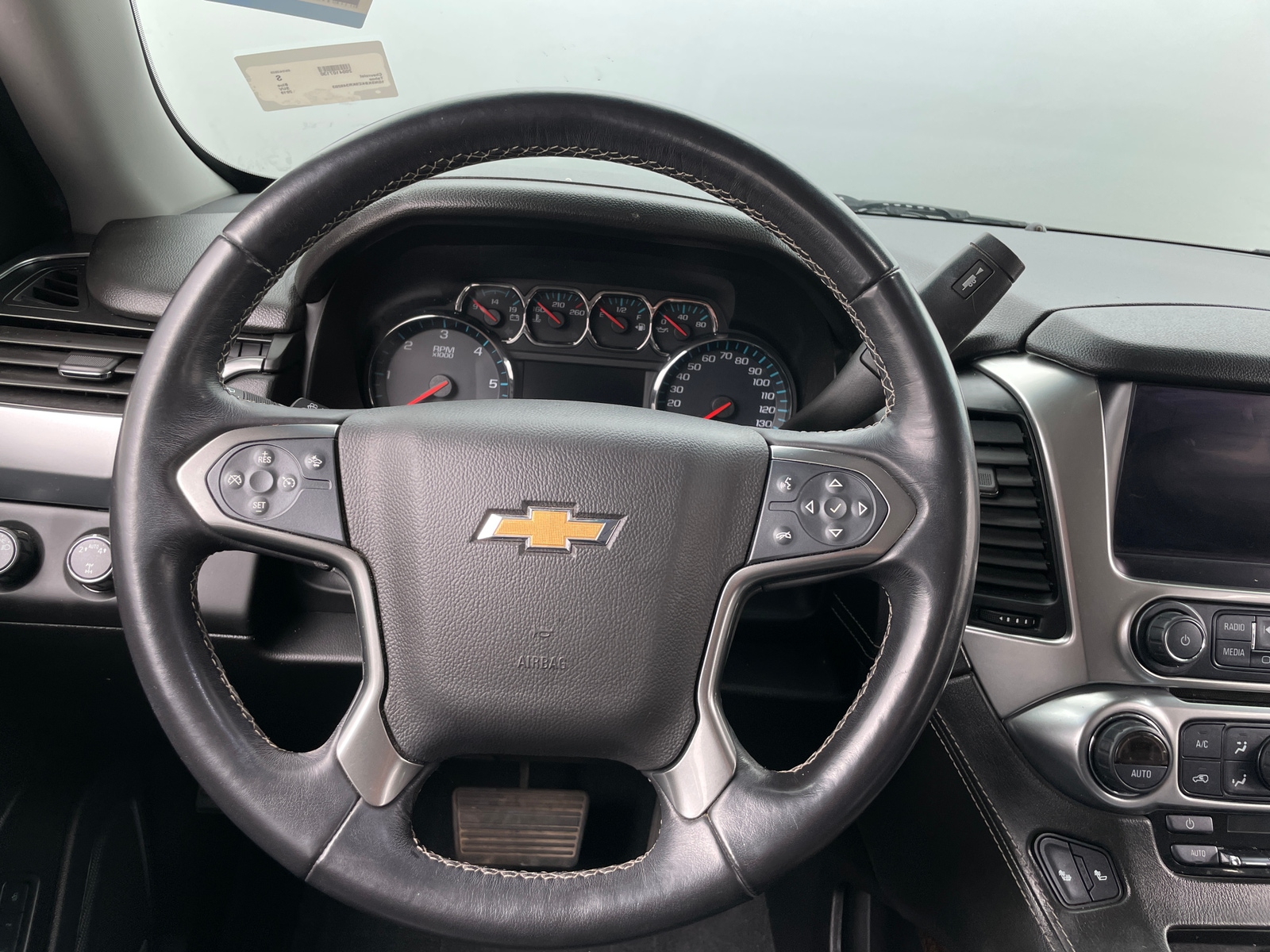 Thumbnail: 2019 Chevrolet Tahoe - 4