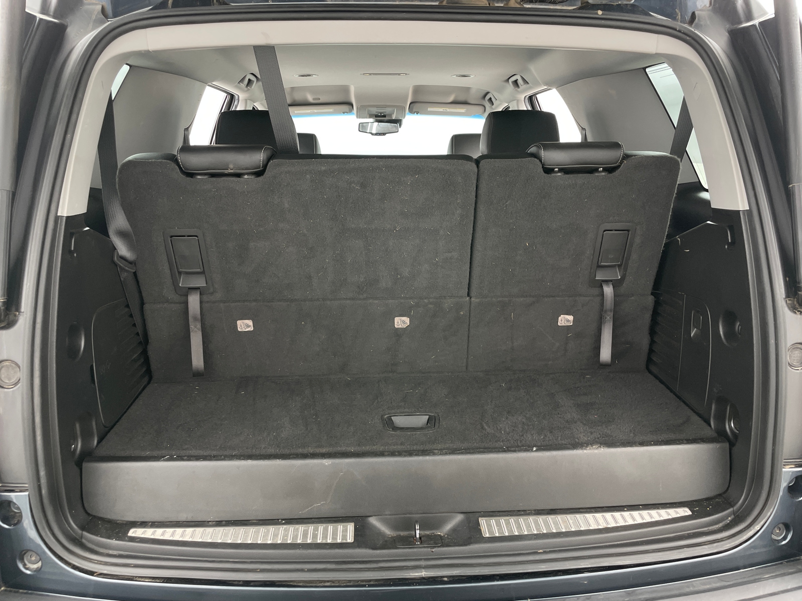 Thumbnail: 2019 Chevrolet Tahoe - 6
