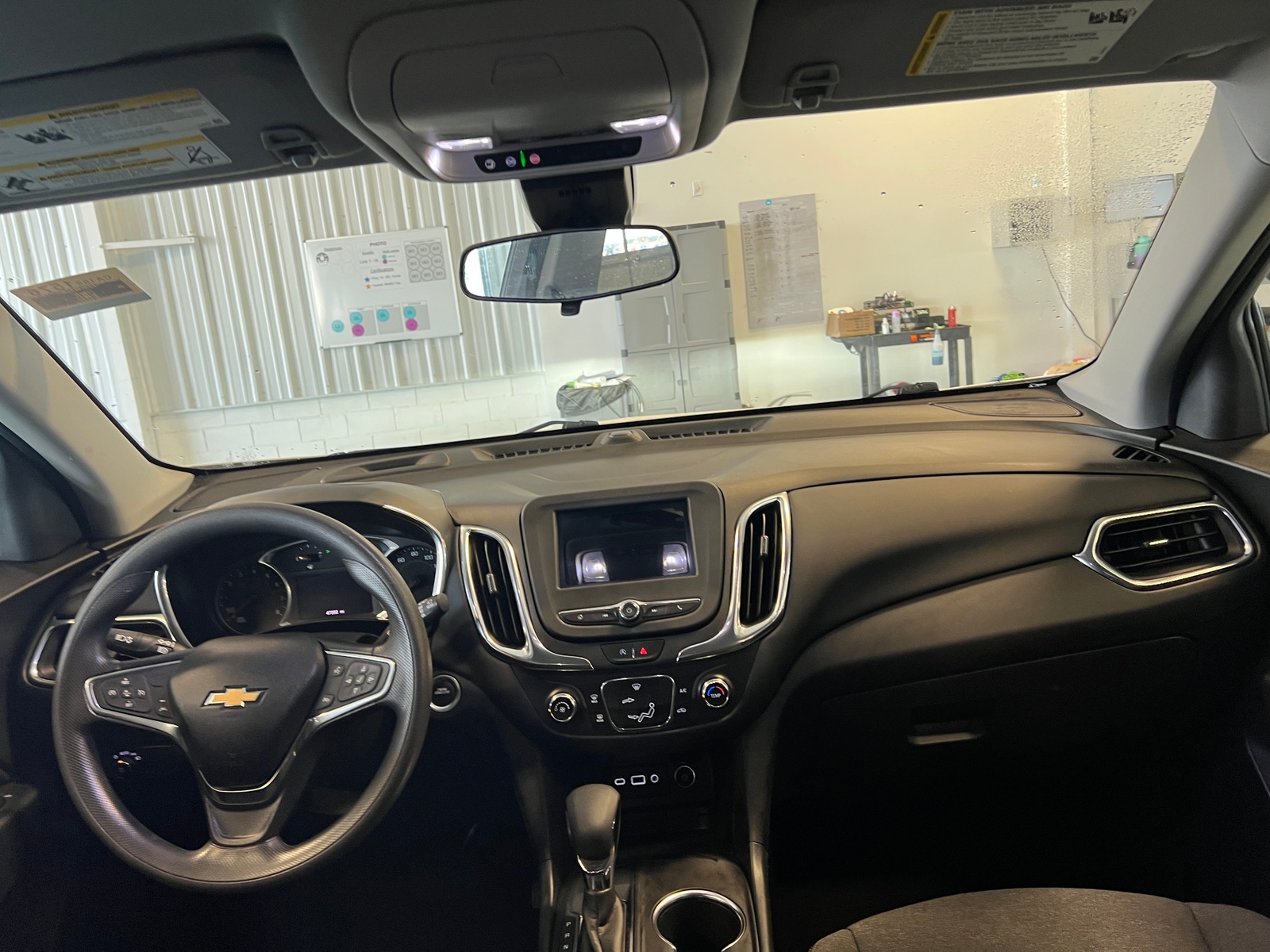 Thumbnail: 2022 Chevrolet Equinox - 3