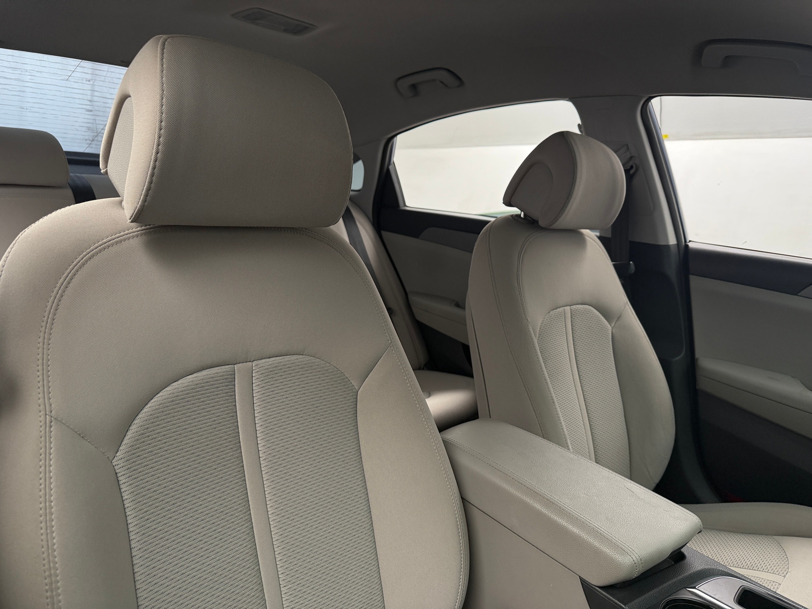 Thumbnail: 2016 Hyundai Sonata - 2