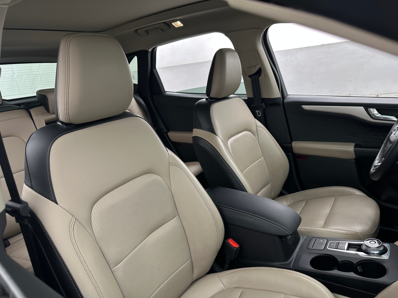 Thumbnail: 2020 Ford Escape - 2