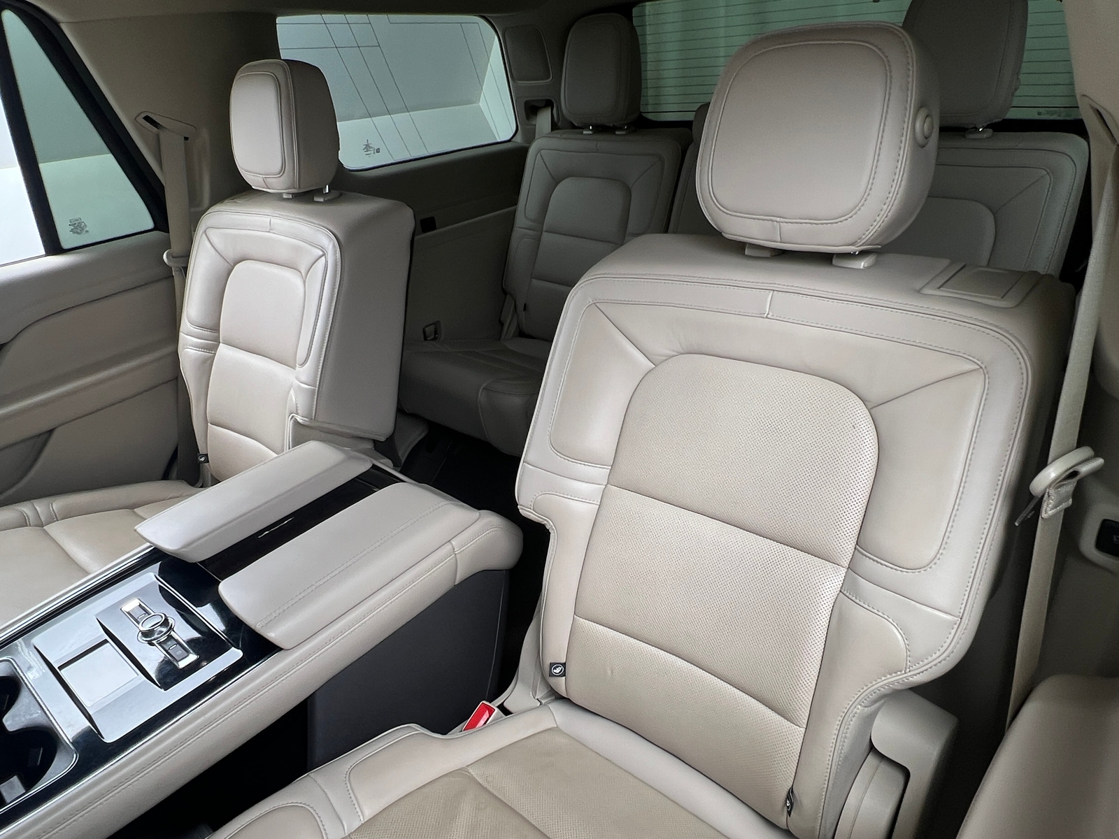 Thumbnail: 2019 Lincoln Navigator - 5