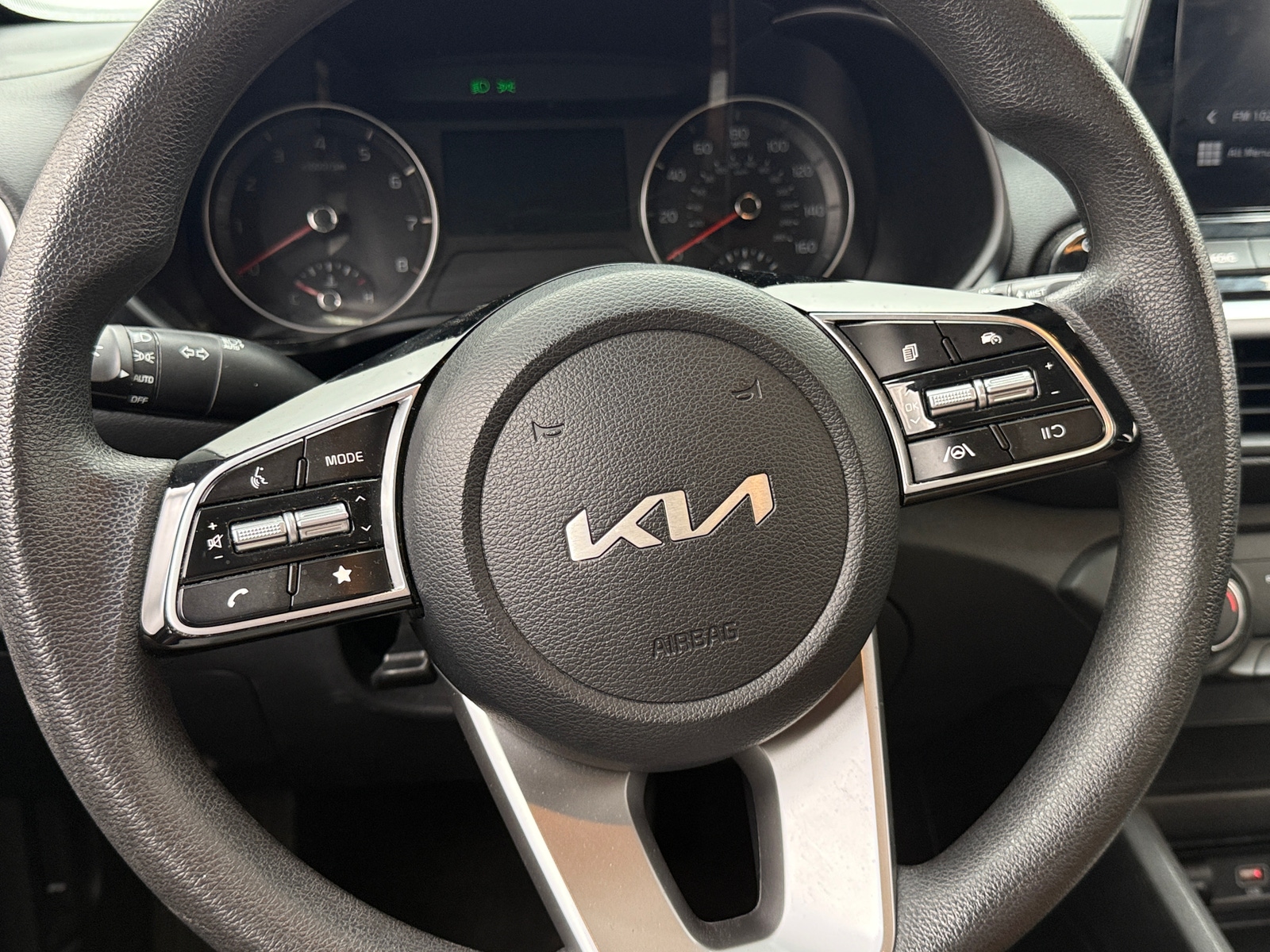 Thumbnail: 2024 Kia Forte - 5