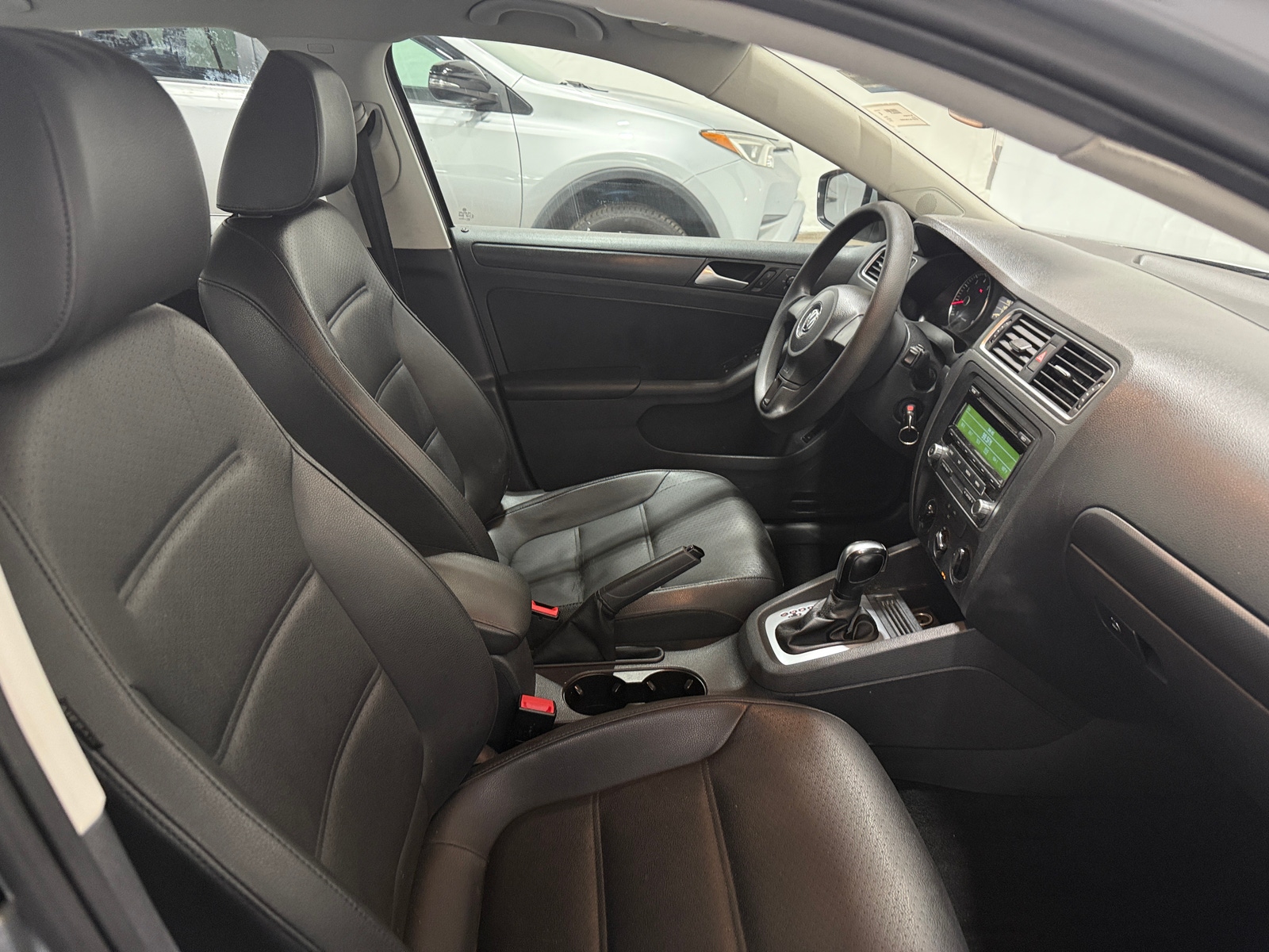 Thumbnail: 2014 Volkswagen Jetta - 2