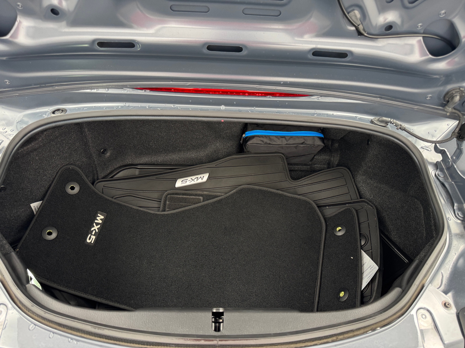 Thumbnail: 2021 Mazda MX-5 Miata - 5