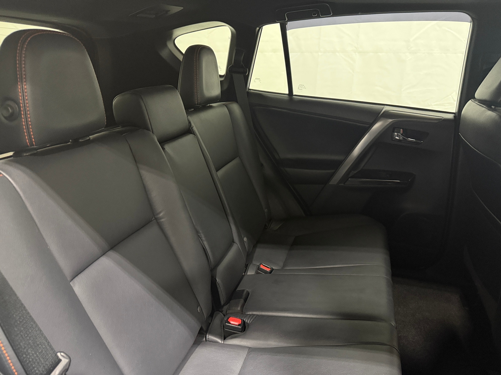 Thumbnail: 2018 Toyota RAV4 - 5