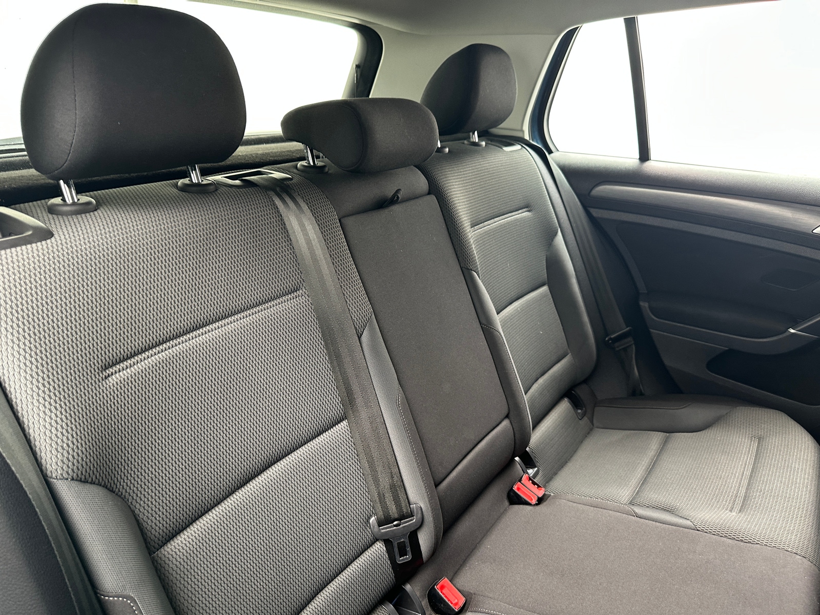 Thumbnail: 2019 Volkswagen Golf - 6