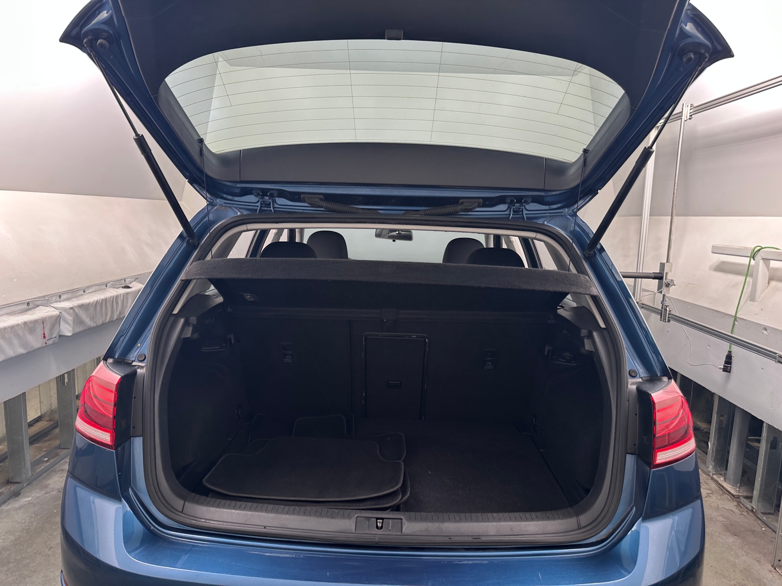 Thumbnail: 2019 Volkswagen Golf - 7