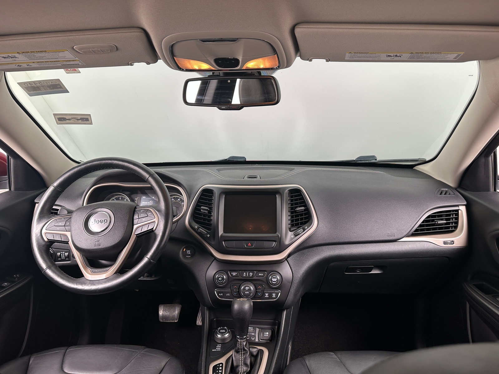 Thumbnail: 2015 Jeep Cherokee - 3