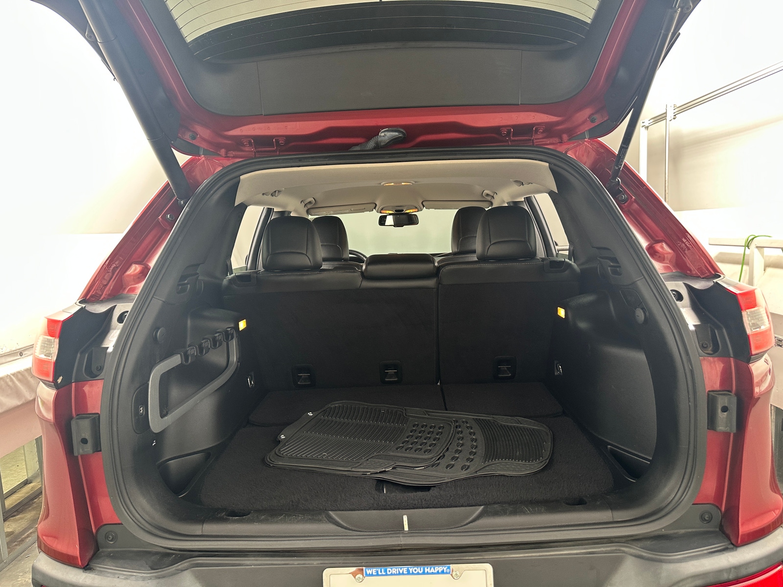 Thumbnail: 2015 Jeep Cherokee - 7