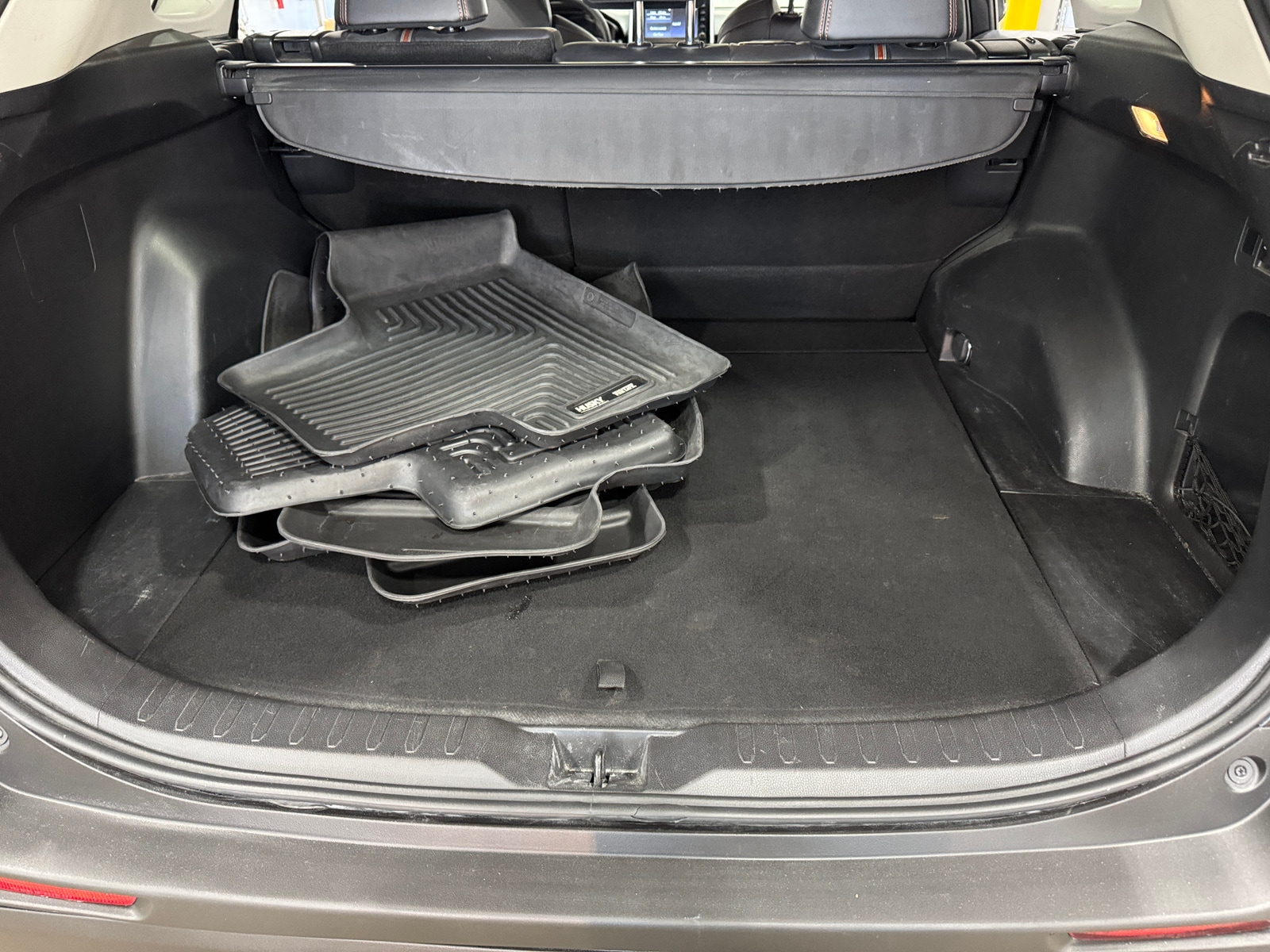 Thumbnail: 2019 Toyota RAV4 - 6