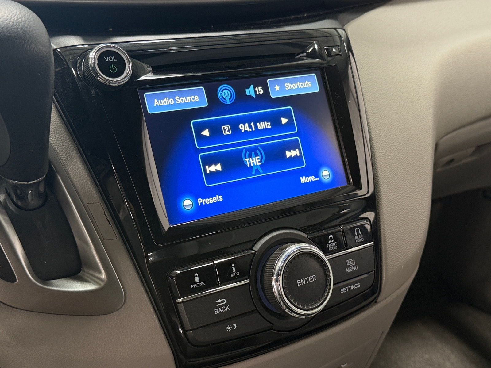 Thumbnail: 2016 Honda Odyssey - 3