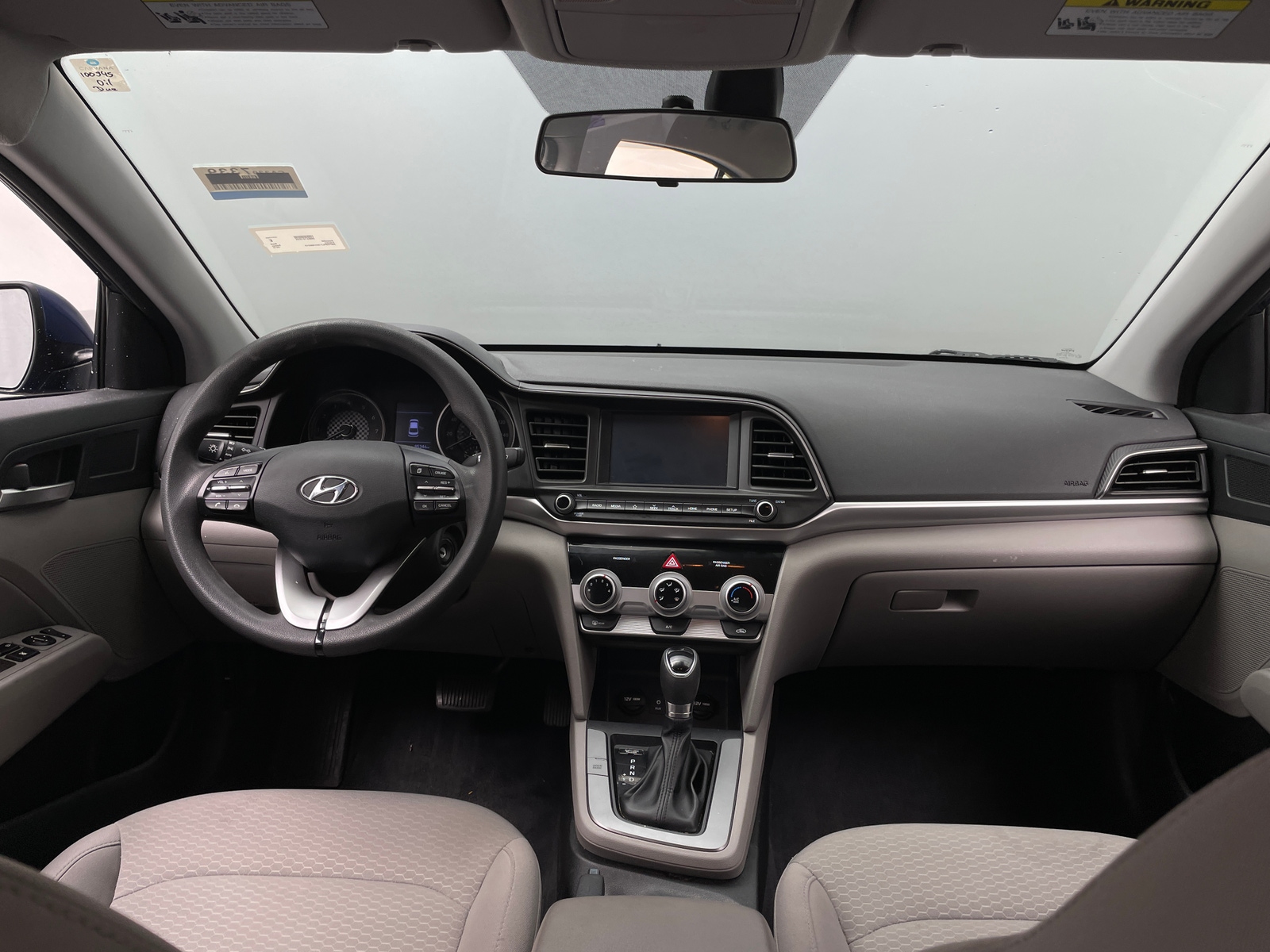 Thumbnail: 2019 Hyundai Elantra - 3
