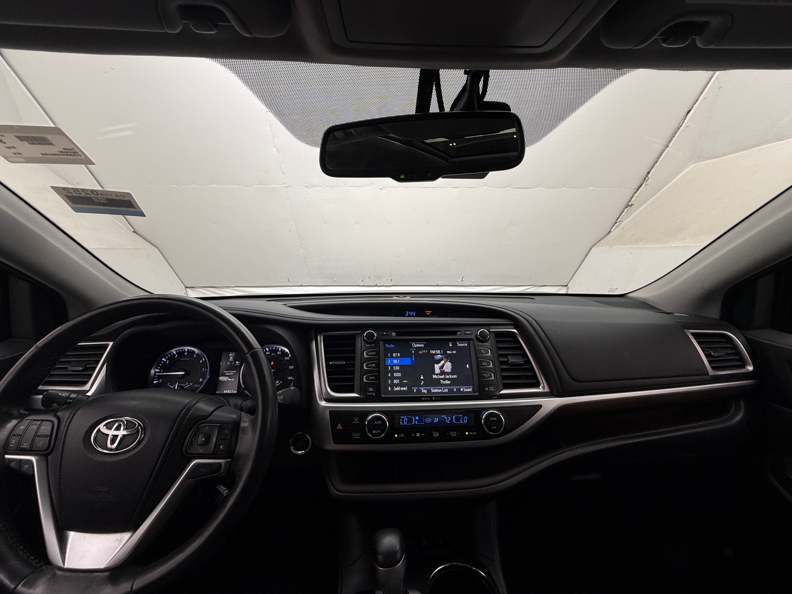 Thumbnail: 2014 Toyota Highlander - 2