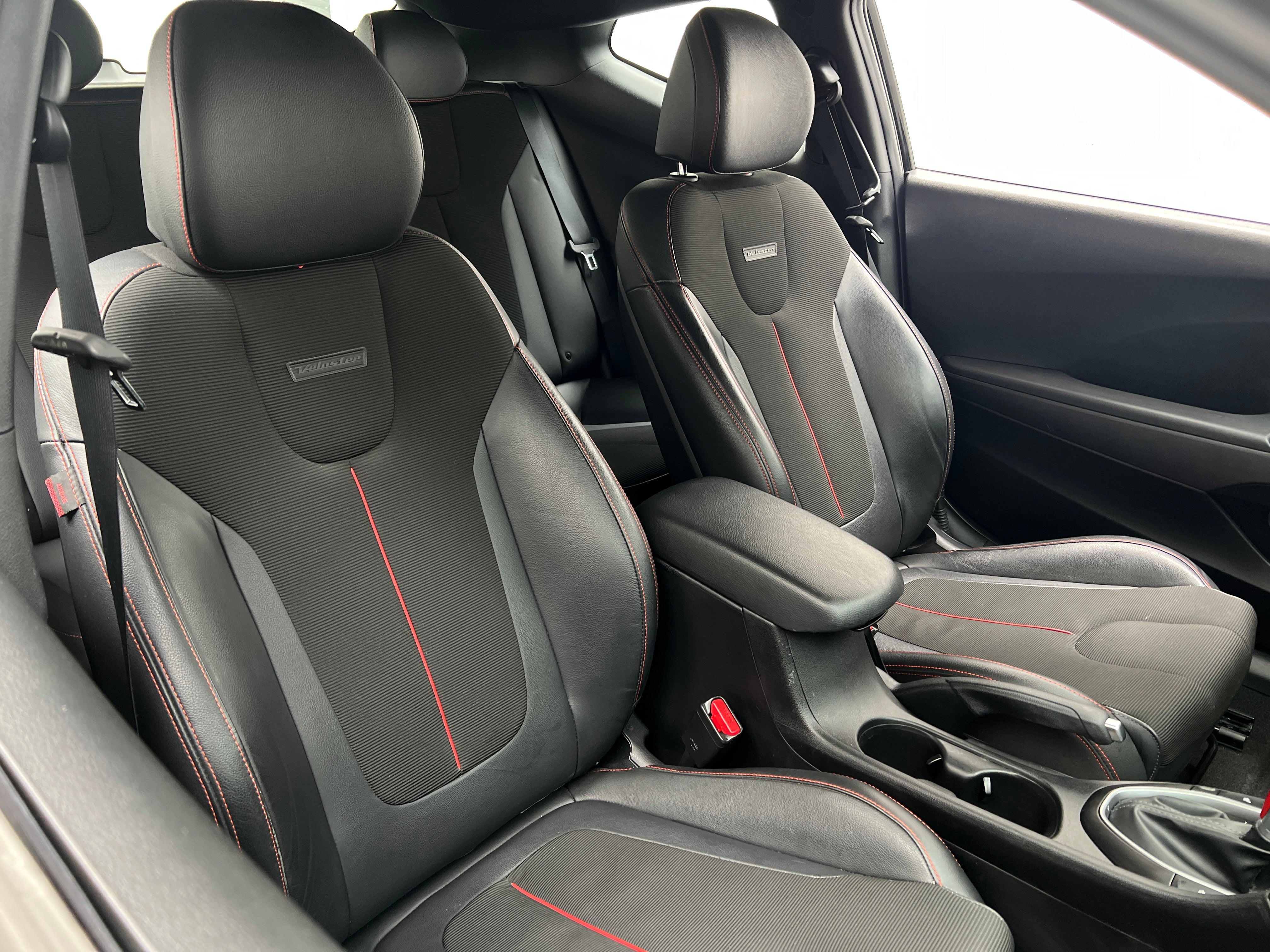 2019 Hyundai Veloster