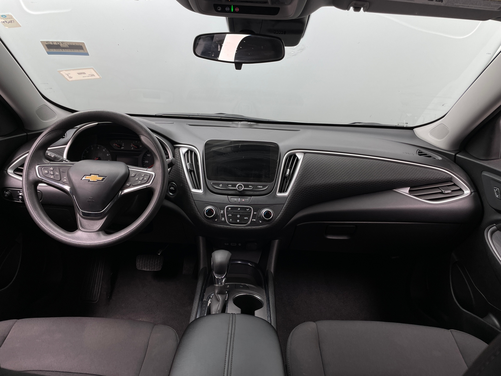 Thumbnail: 2024 Chevrolet Malibu - 3