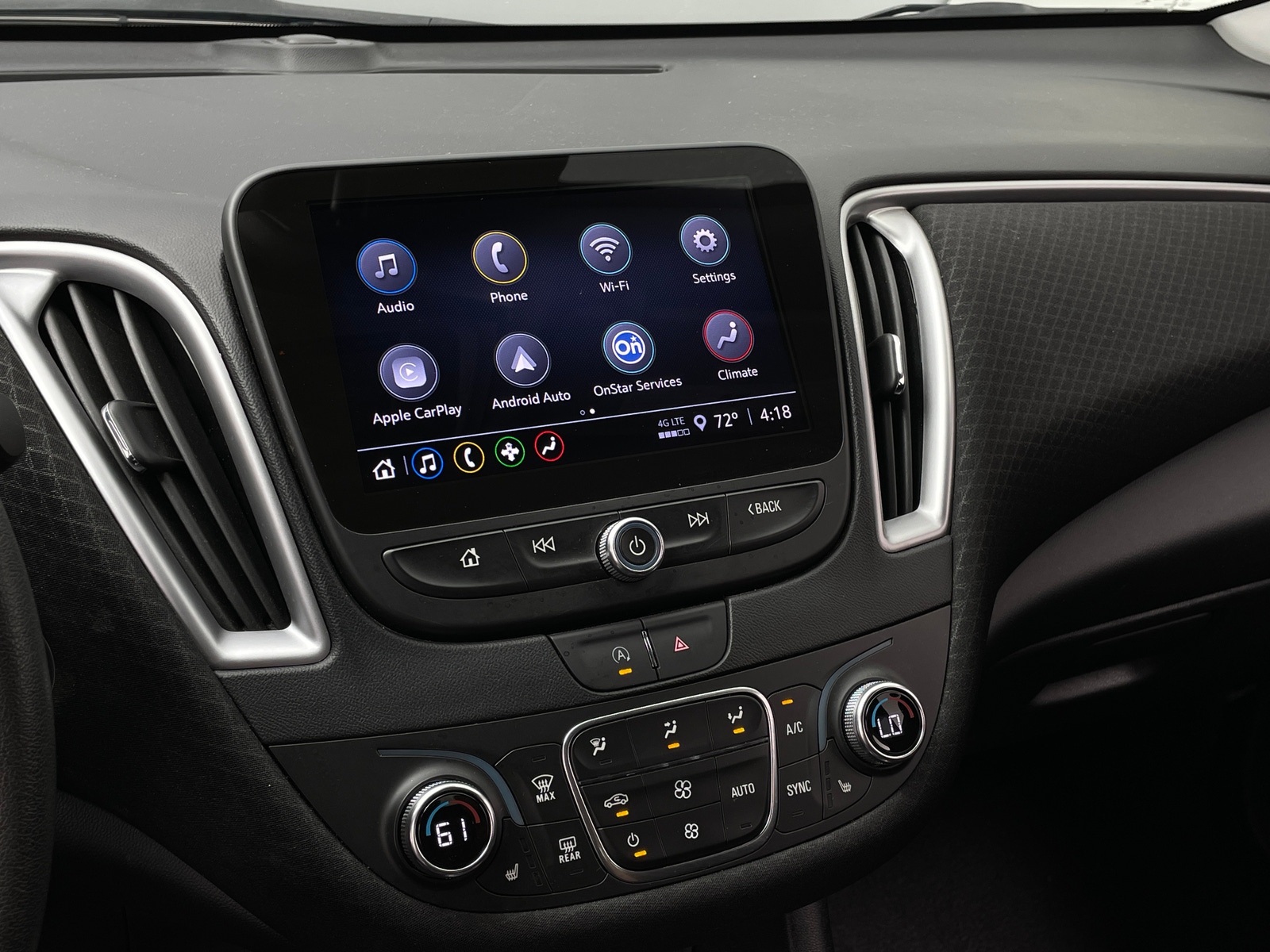 Thumbnail: 2024 Chevrolet Malibu - 4
