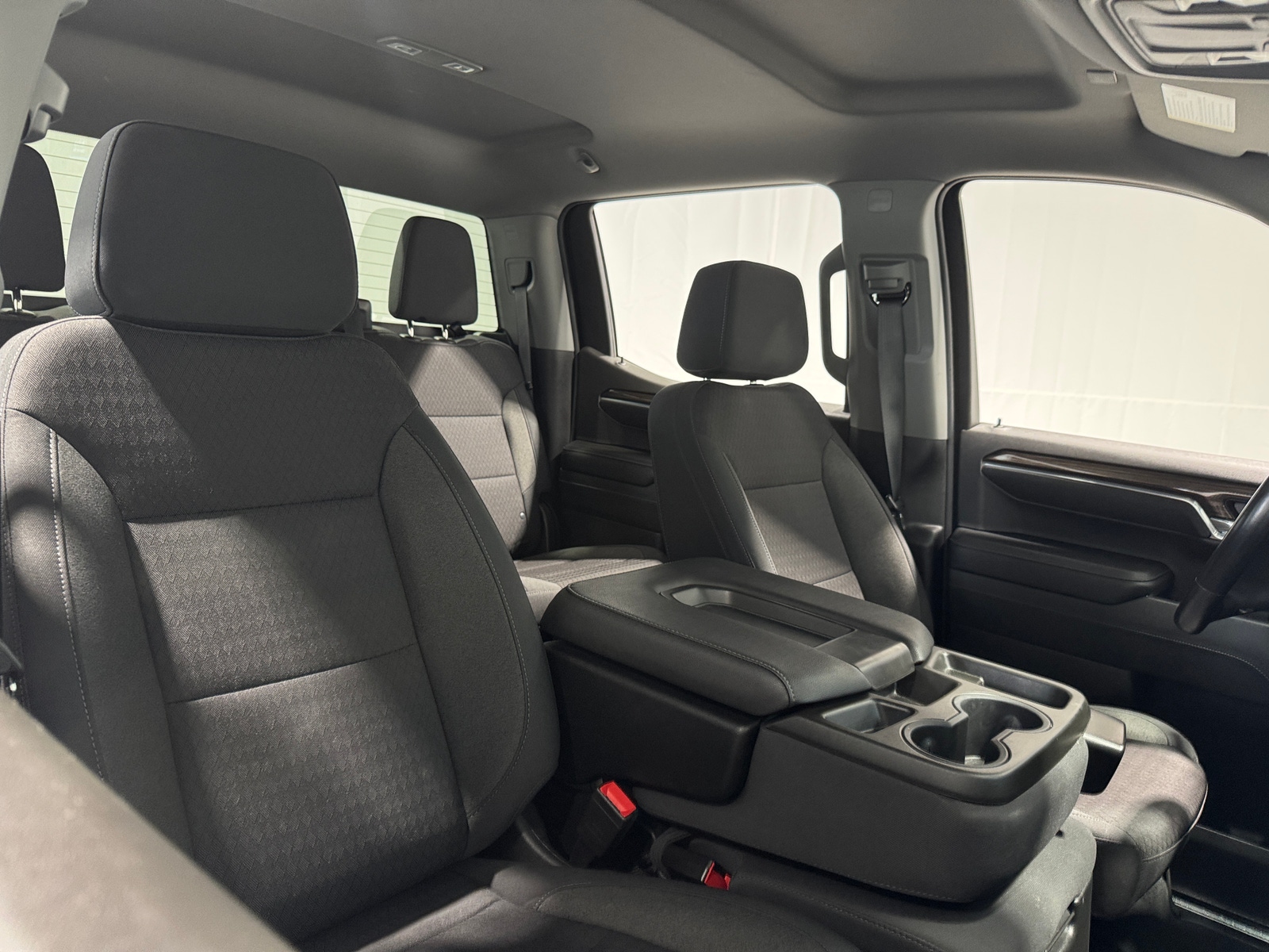 Thumbnail: 2022 Chevrolet Silverado 1500 - 2