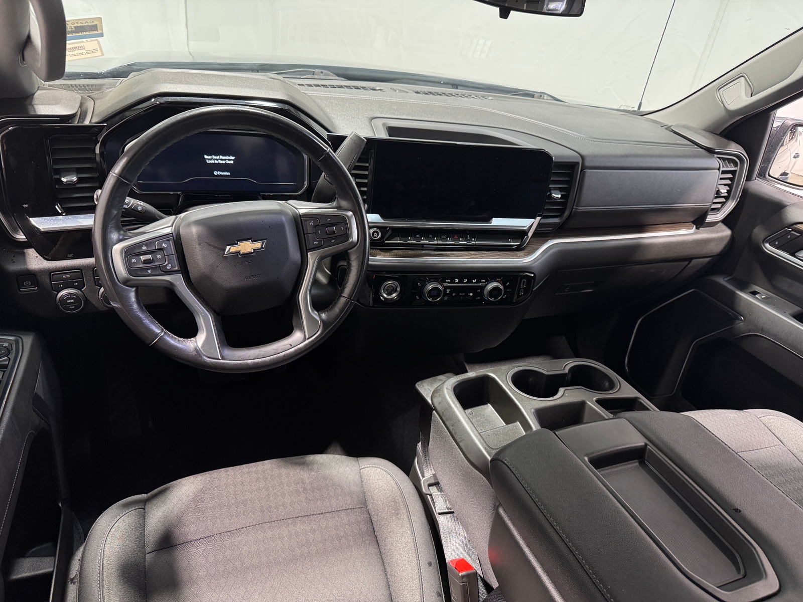 Thumbnail: 2022 Chevrolet Silverado 1500 - 3