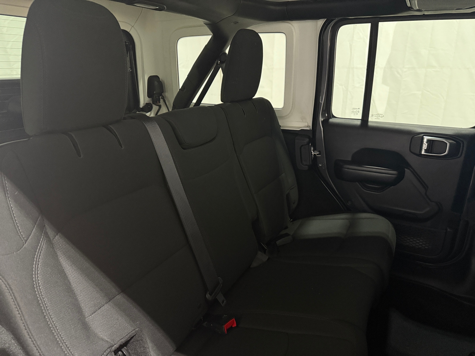 Thumbnail: 2018 Jeep Wrangler - 6