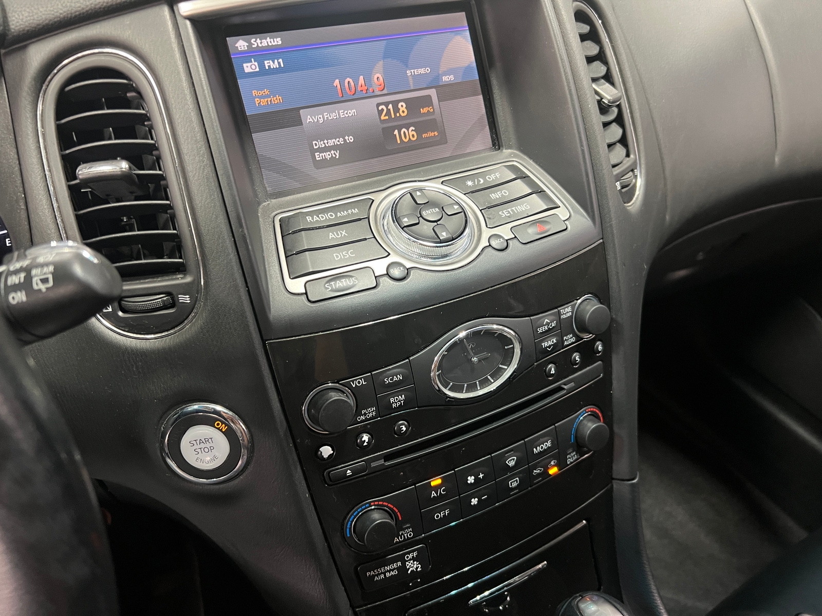 Thumbnail: 2017 INFINITI QX50 - 3