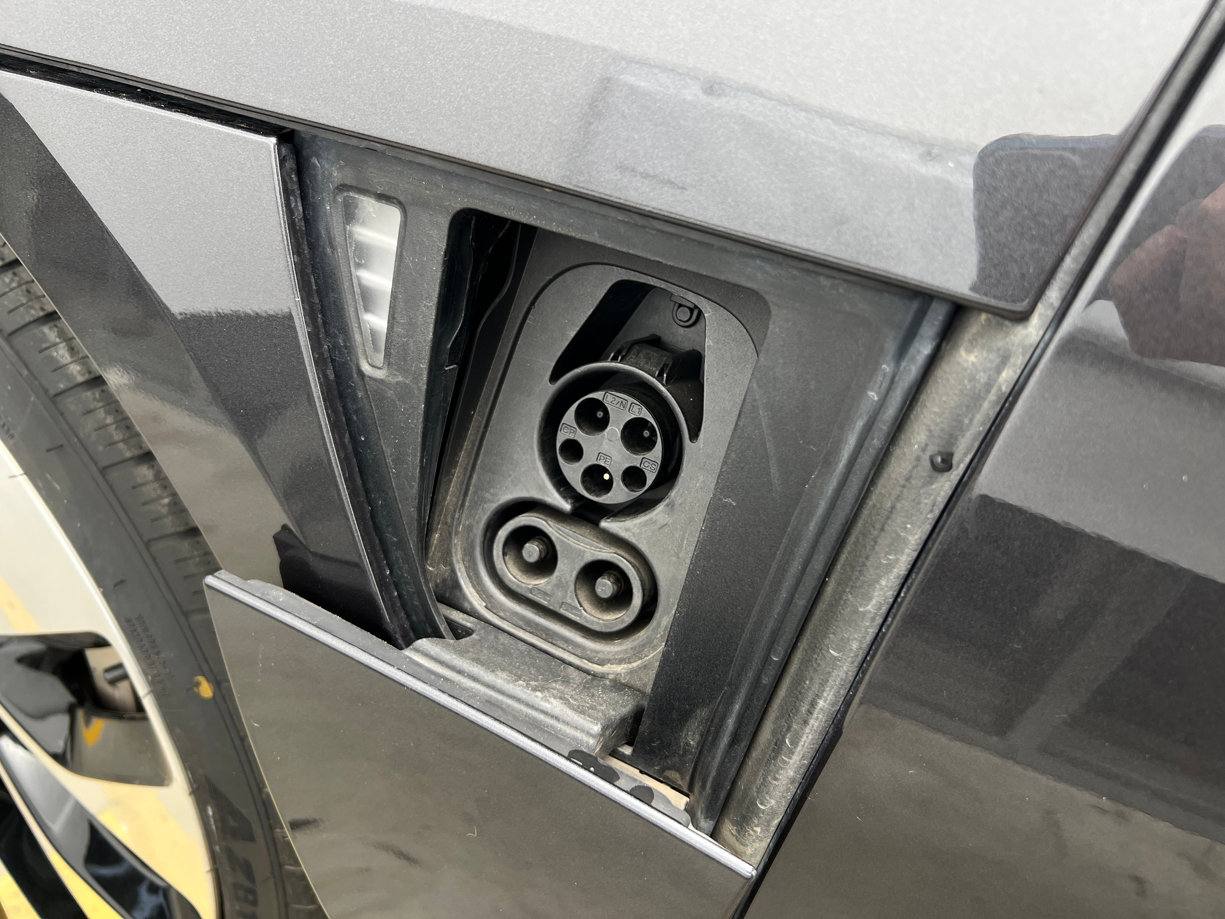 Used 2022 Lucid Air Grand Touring with VIN 50EA1GBA4NA001116 for sale in Auburn, WA