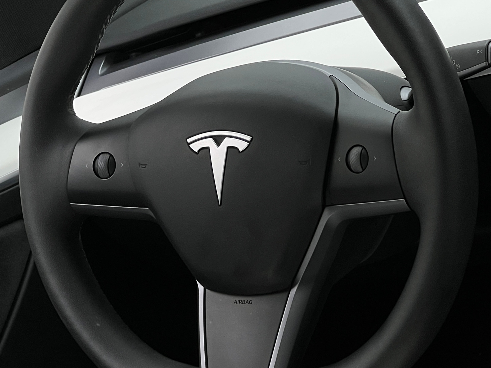 Thumbnail: 2023 Tesla Model Y - 4