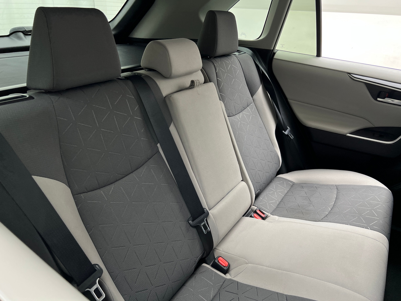 Thumbnail: 2020 Toyota RAV4 - 6