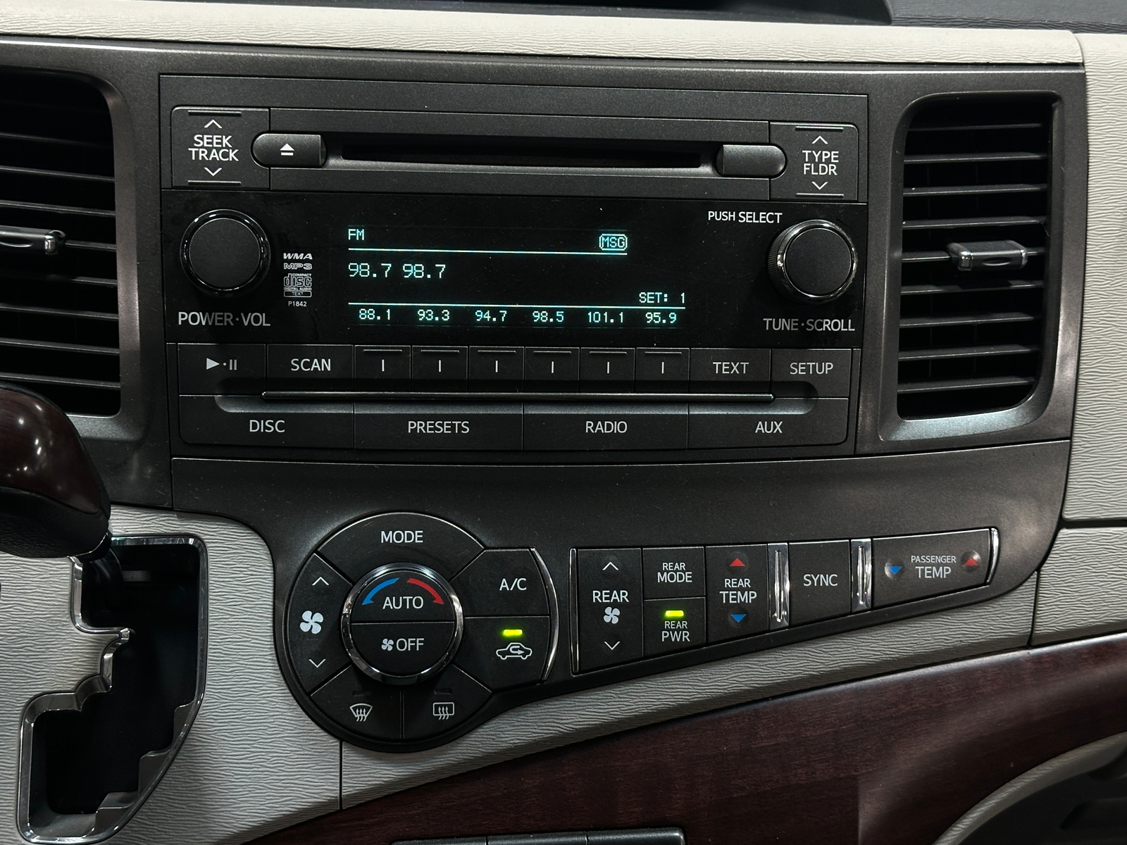 Thumbnail: 2013 Toyota Sienna - 3