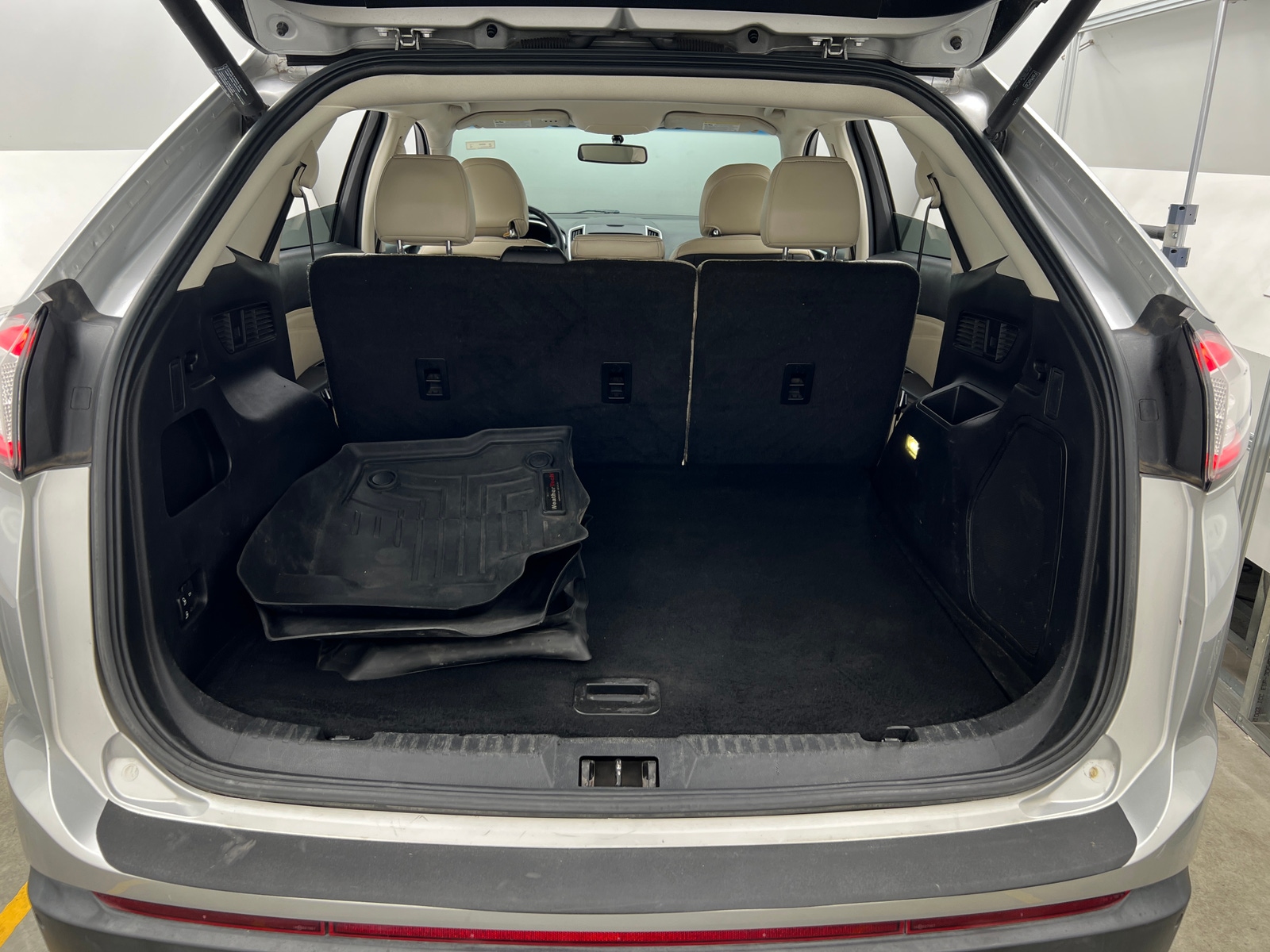 Thumbnail: 2016 Ford Edge - 6