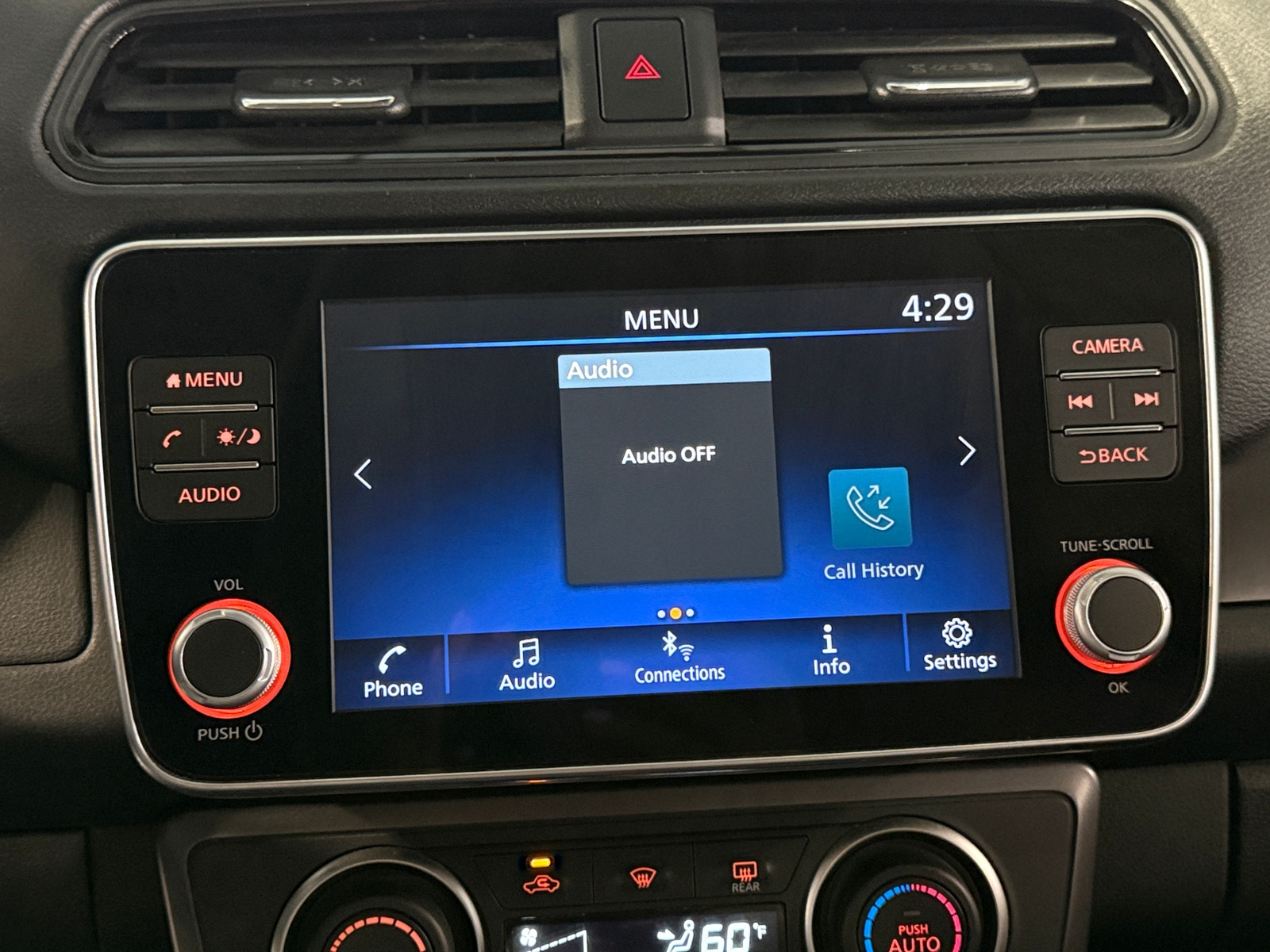 Thumbnail: 2023 Nissan Leaf - 4