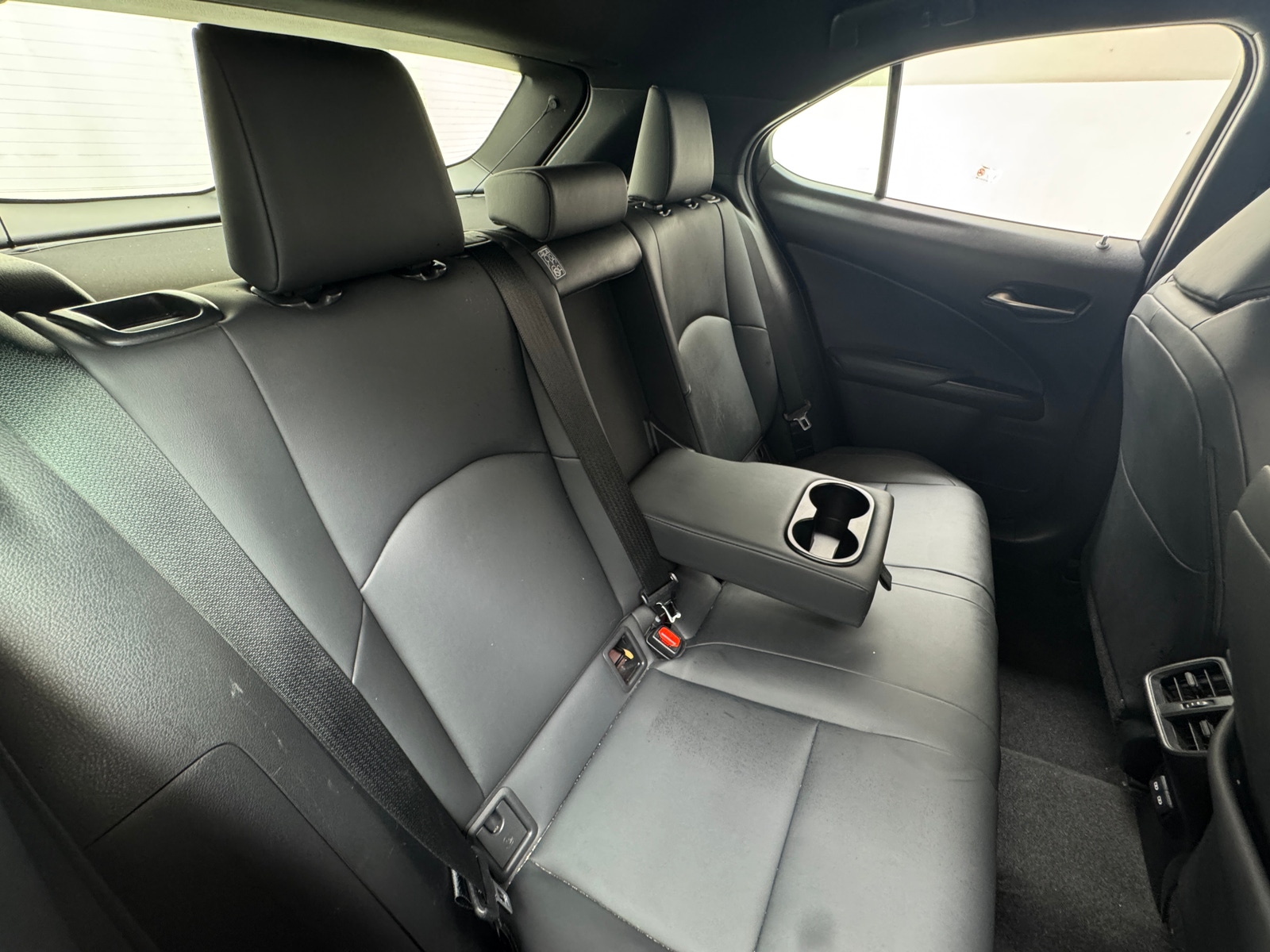 Thumbnail: 2021 Lexus UX - 5