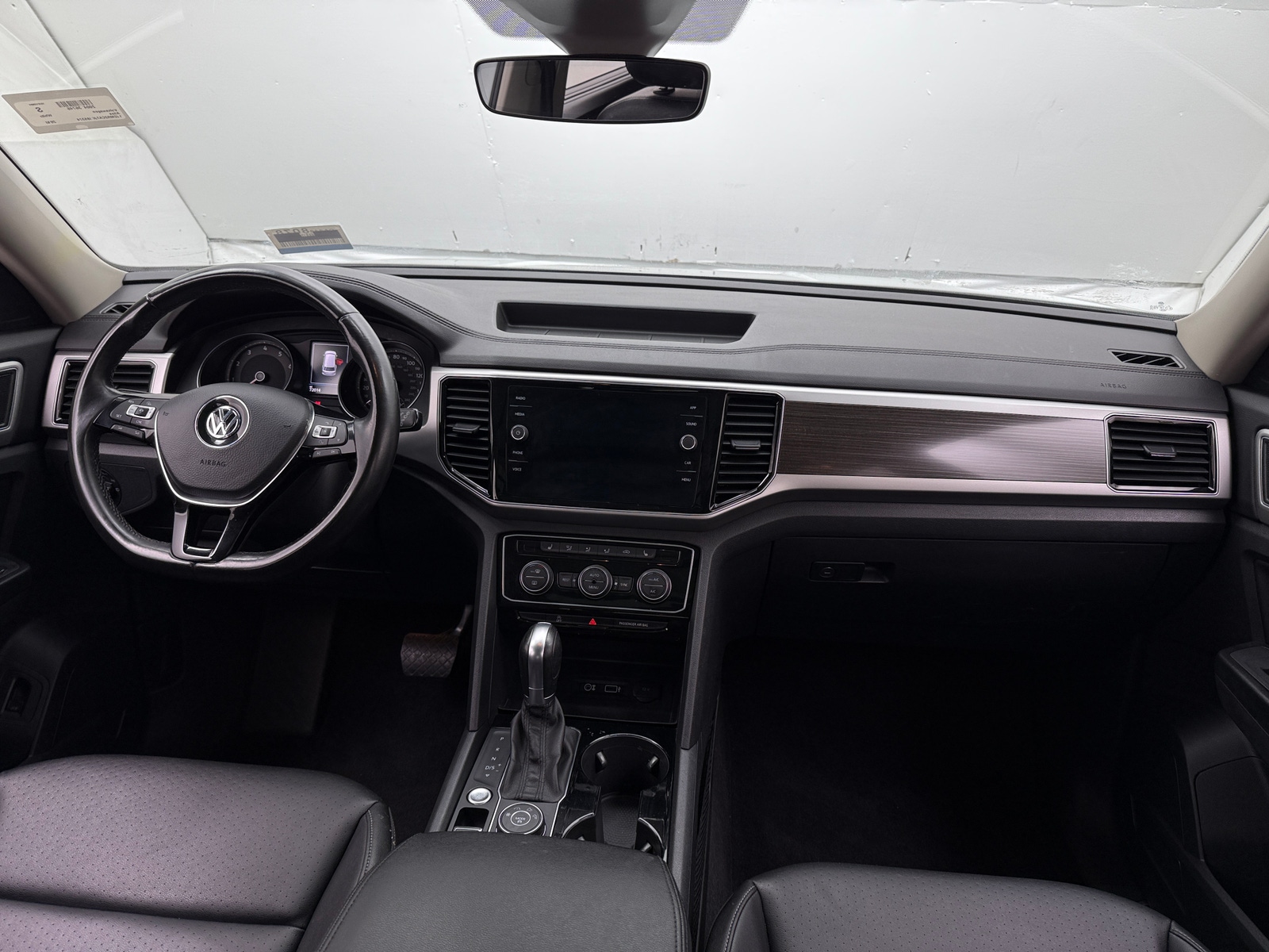 Thumbnail: 2018 Volkswagen Atlas - 2