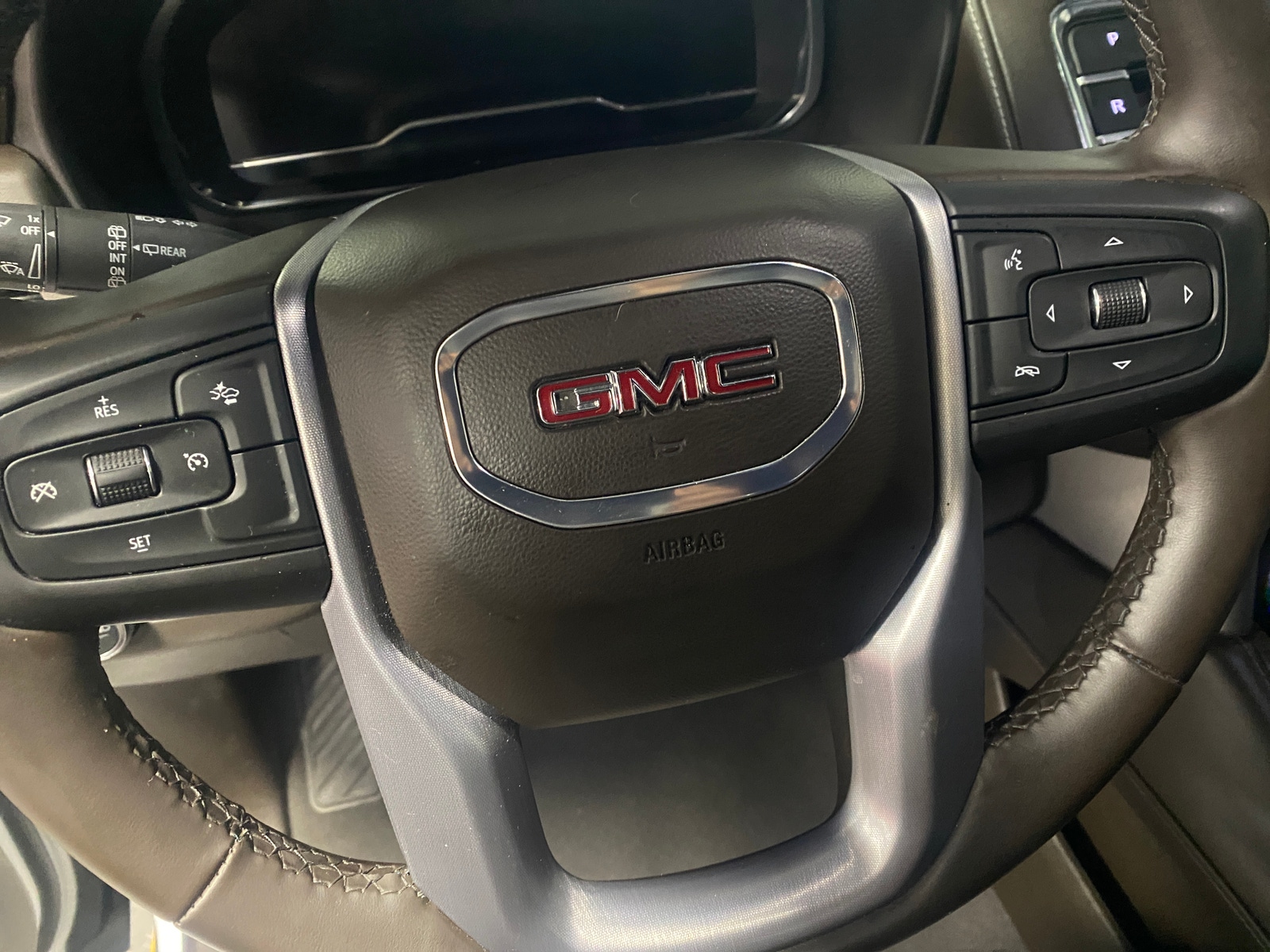Thumbnail: 2024 GMC Yukon - 5