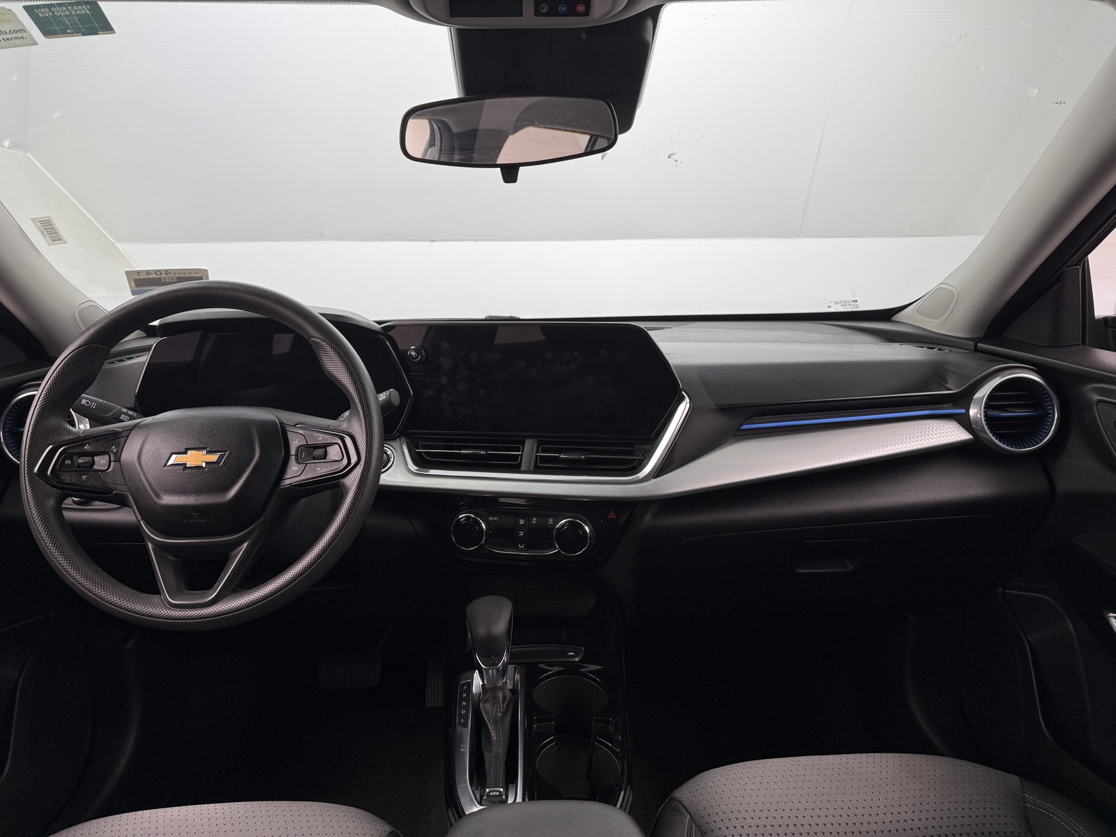 Thumbnail: 2024 Chevrolet Trax - 3