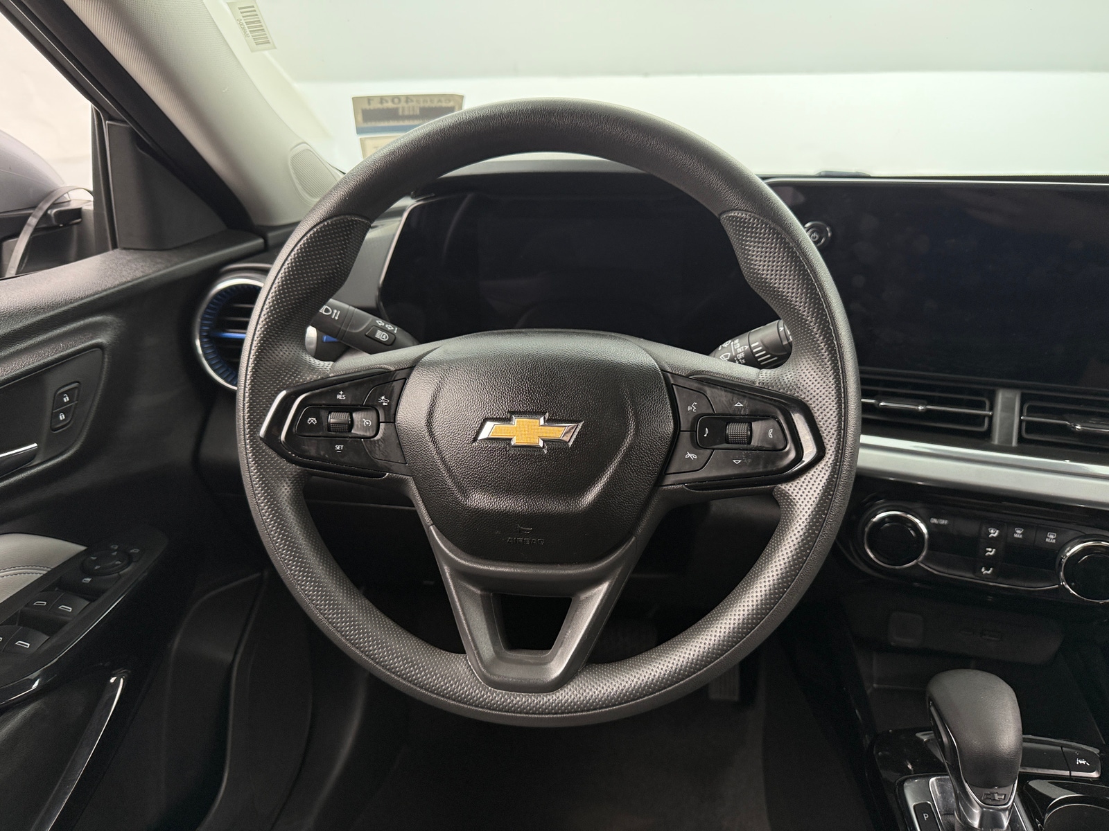 Thumbnail: 2024 Chevrolet Trax - 5