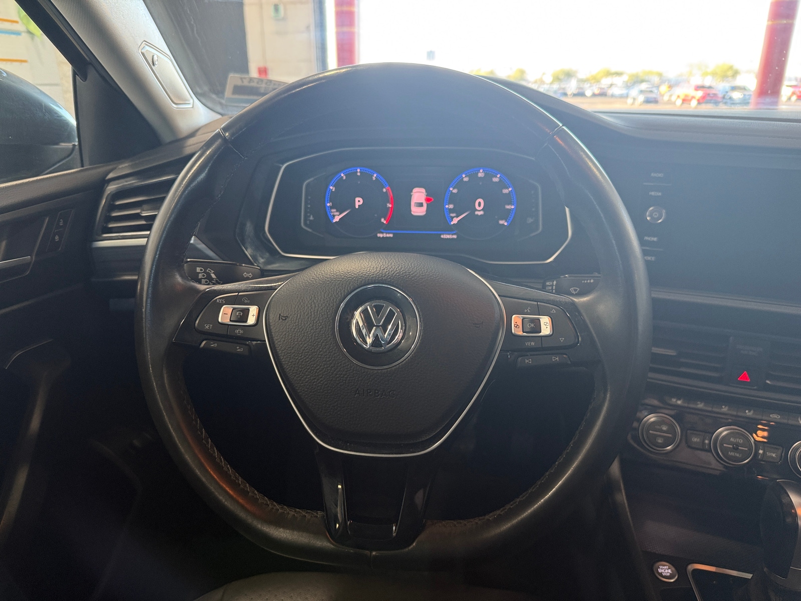 Thumbnail: 2019 Volkswagen Jetta - 4