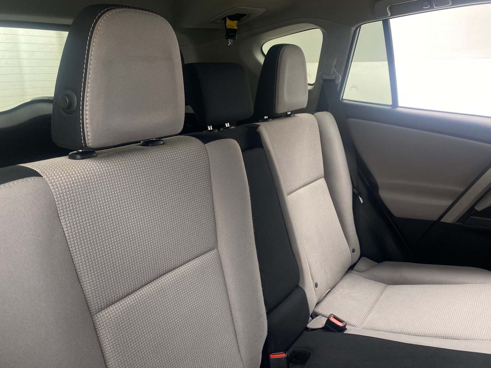Thumbnail: 2016 Toyota RAV4 - 6