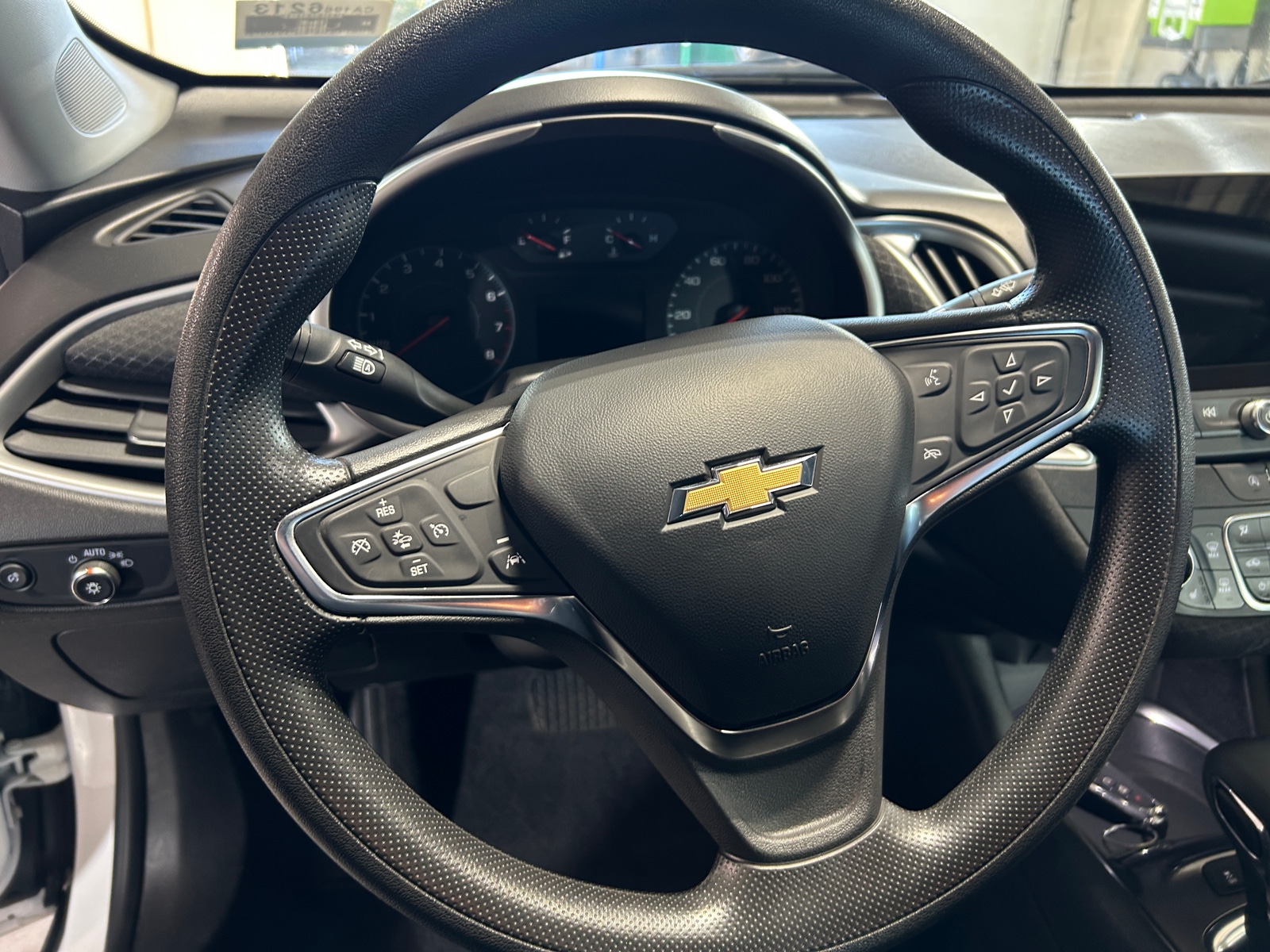 Thumbnail: 2024 Chevrolet Malibu - 5