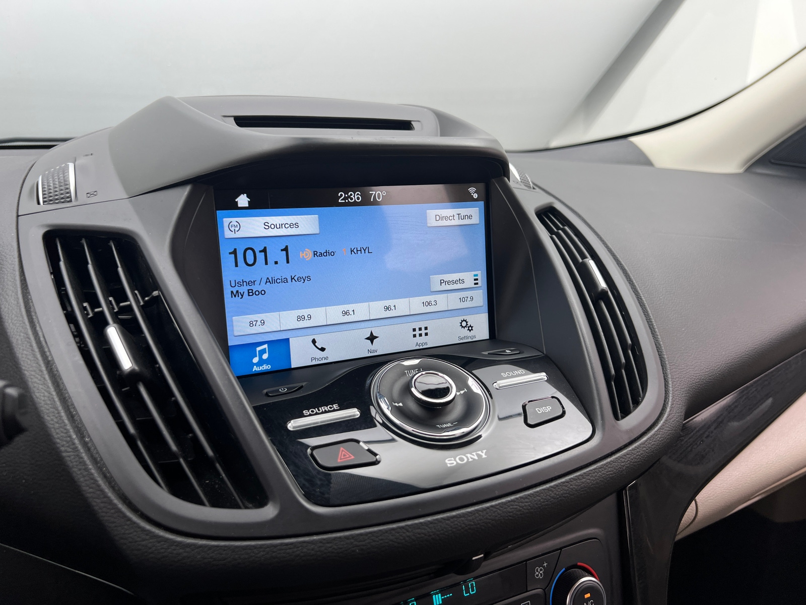 Thumbnail: 2017 Ford Escape - 3