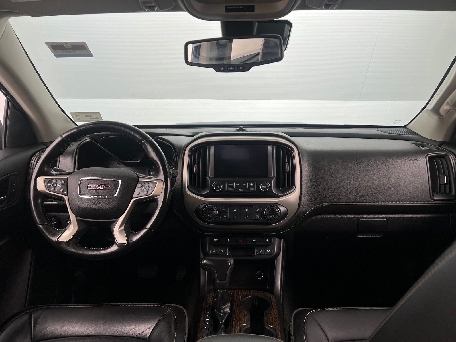 Thumbnail: 2018 GMC Canyon - 2