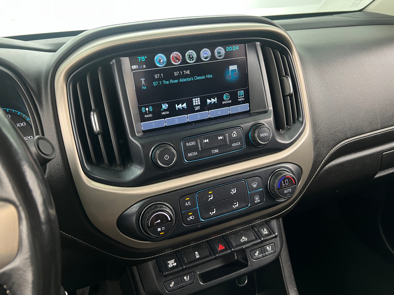 Thumbnail: 2018 GMC Canyon - 3